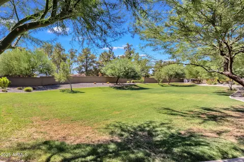Exterior - 722 E Betsy Ln, Gilbert, AZ 85296 photo 12 of 13