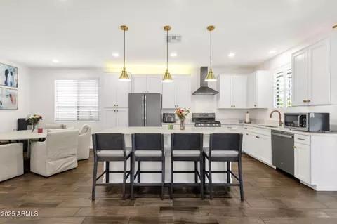 Kitchen - 722 E Betsy Ln, Gilbert, AZ 85296 photo 5 of 5
