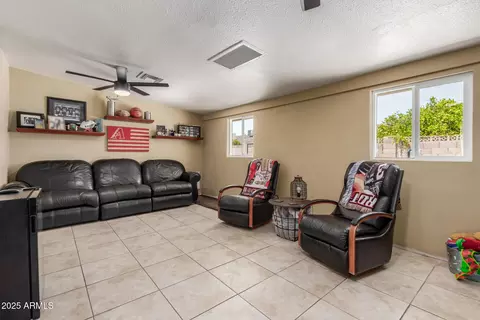 2112 E Decatur St, Mesa, AZ 85213 photo 4