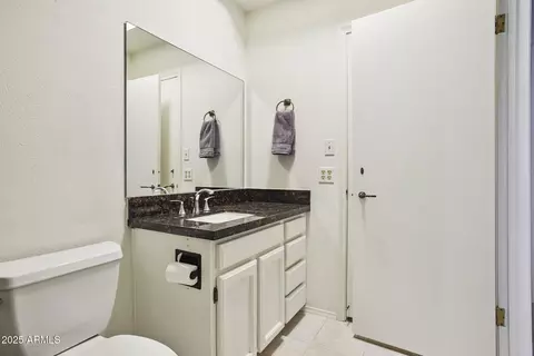 25 E Butler Dr, Phoenix, AZ 85020 photo 9