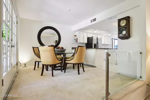 25 E Butler Dr, Phoenix, AZ 85020 photo 6