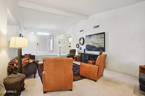 25 E Butler Dr, Phoenix, AZ 85020 photo 3