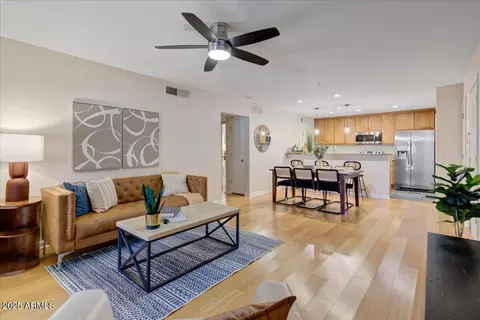 4704 E Paradise Village Pkwy #139, Phoenix, AZ 85032