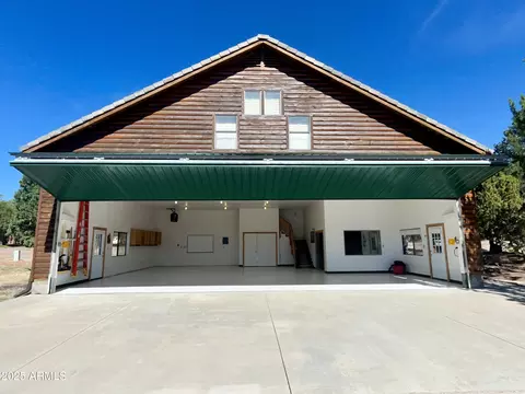 2337 Immelman Cir, Overgaard, AZ 85933 photo 7