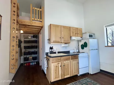 2337 Immelman Cir, Overgaard, AZ 85933 photo 15