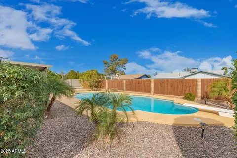 Exterior - 2122 E Palmcroft Dr, Tempe, AZ 85282 photo 4 of 5