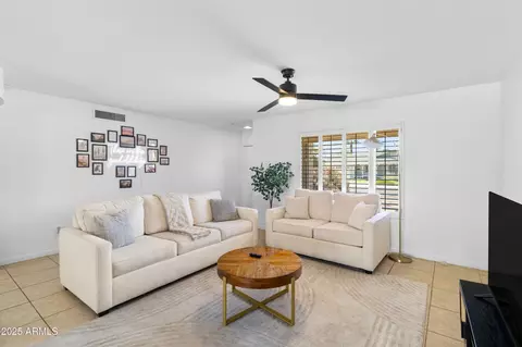 Living - 2122 E Palmcroft Dr, Tempe, AZ 85282 photo 1 of 1