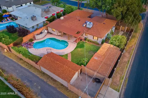 View/Area - 1020 W Orangewood Ave, Phoenix, AZ 85021 photo 2 of 6