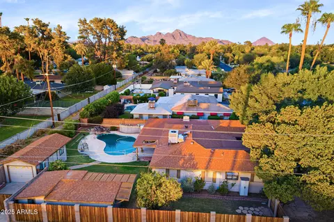 View/Area - 1020 W Orangewood Ave, Phoenix, AZ 85021 photo 5 of 6
