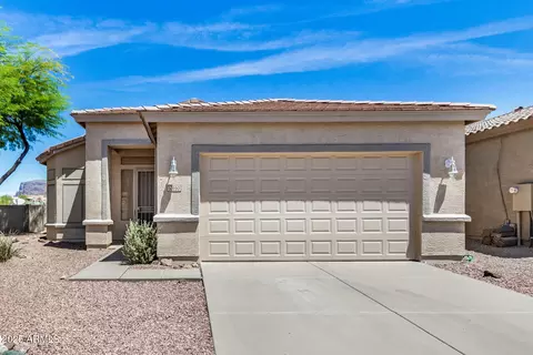 10120 E Circlestone Ct, Gold Canyon, AZ 85118