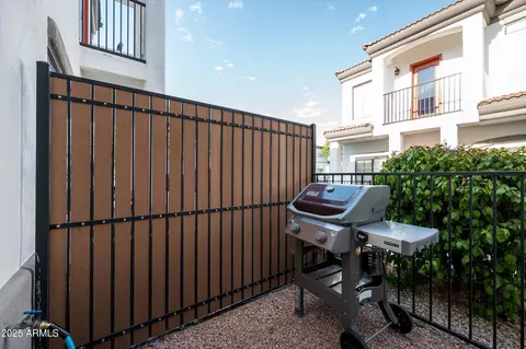 Exterior - 3150 E Beardsley Rd #1032, Phoenix, AZ 85050 photo 8 of 8