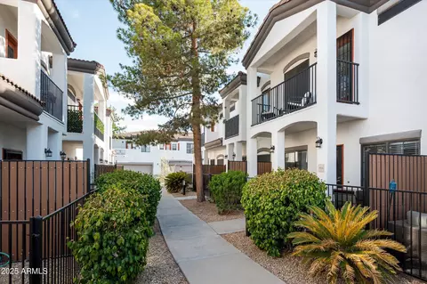Exterior - 3150 E Beardsley Rd #1032, Phoenix, AZ 85050 photo 6 of 8