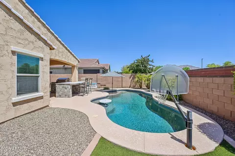 Exterior - 7764 S Abbey Ln, Gilbert, AZ 85298 photo 5 of 8