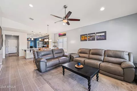 Living - 7764 S Abbey Ln, Gilbert, AZ 85298 photo 2 of 2