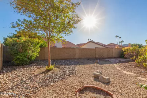 Exterior - 3631 E Lavender Ln, Phoenix, AZ 85044 photo 8 of 8