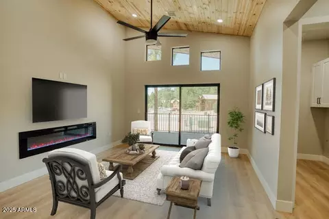 4696 W Tatanka Loop, Show Low, AZ 85901