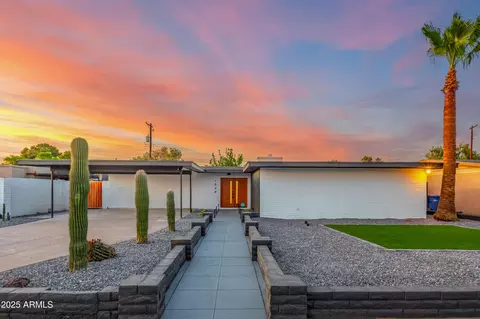 1048 E 2nd Pl, Mesa, AZ 85203