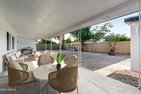 Exterior - 1048 E 2nd Pl, Mesa, AZ 85203 photo 3 of 4