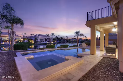 681 W Hackberry Dr, Chandler, AZ 85248