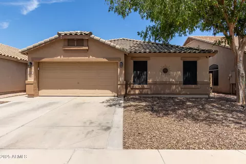868 E Lovegrass Dr, San Tan Valley, AZ 85143
