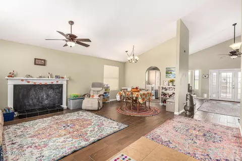 Other - 1007 N Palm St, Gilbert, AZ 85234 photo 4 of 11