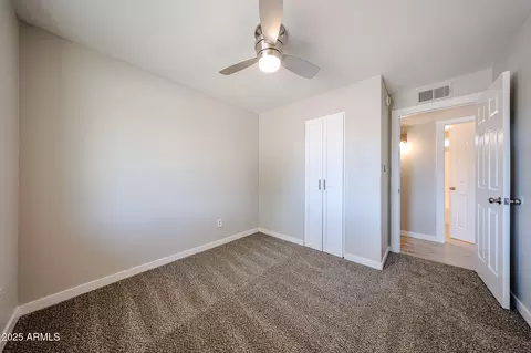 Bedroom - 4425 N 70th Ave, Phoenix, AZ 85033 photo 4 of 8