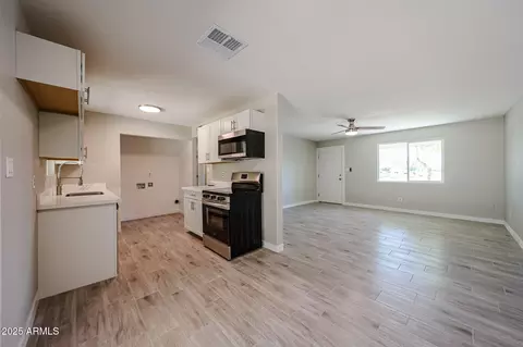 Other - 4425 N 70th Ave, Phoenix, AZ 85033 photo 3 of 4