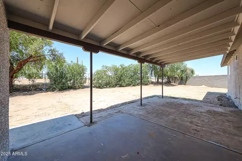 Exterior - 4425 N 70th Ave, Phoenix, AZ 85033 photo 3 of 7