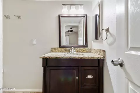 3201 N 38th St #2, Phoenix, AZ 85018 photo 21