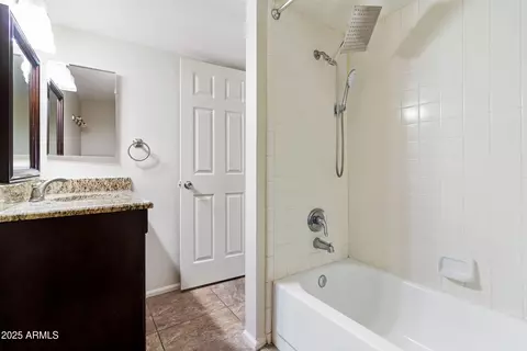 3201 N 38th St #2, Phoenix, AZ 85018 photo 23