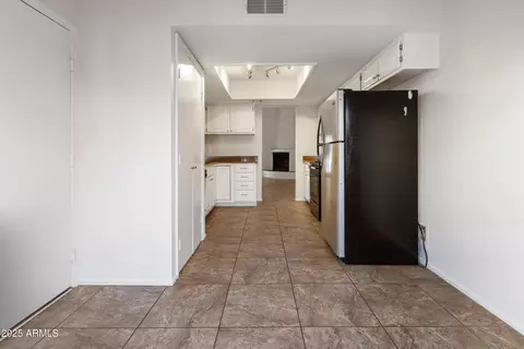 3201 N 38th St #2, Phoenix, AZ 85018 photo 17