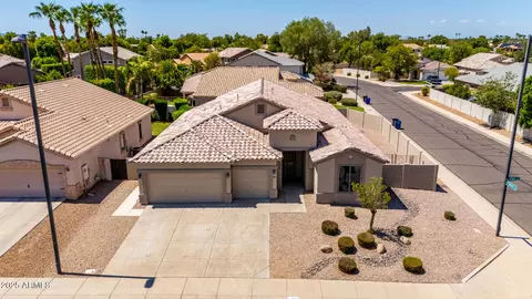 View/Area - 994 S Oak St, Gilbert, AZ 85233 photo 9 of 9