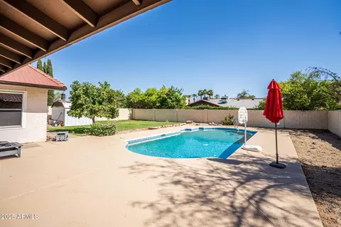 Exterior - 4407 E Le Marche Ave, Phoenix, AZ 85032 photo 2 of 6