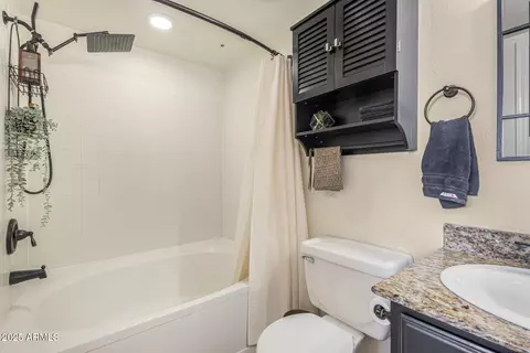 Bath - 2134 E Broadway Rd #2007, Tempe, AZ 85282 photo 1 of 1