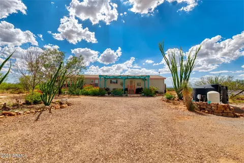 3655 S Qmh Ranch Rd, Tombstone, AZ 85638