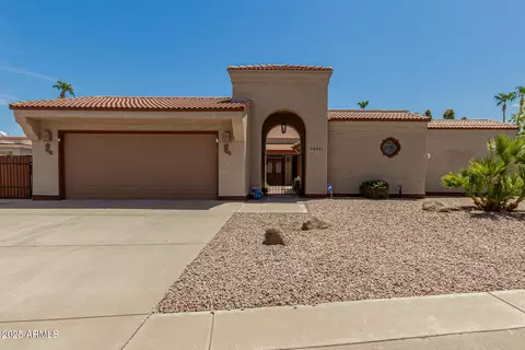 26441 S Boxwood Dr, Sun Lakes, AZ 85248