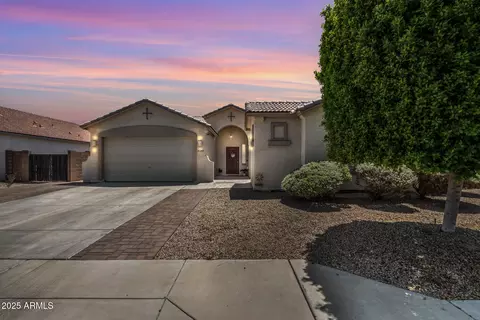 18203 W Port Royale Ln, Surprise, AZ 85388