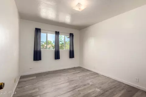 Bedroom - 3101 E Campbell Ave, Phoenix, AZ 85016 photo 4 of 5