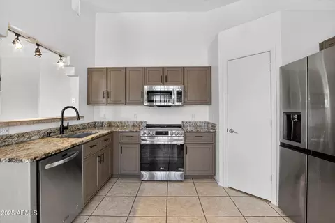 Kitchen - 9425 Ensenada St, Mesa, AZ 85207 photo 1 of 3