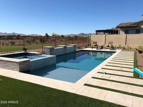 Exterior - 5945 E Salter Dr, Phoenix, AZ 85054 photo 3 of 4