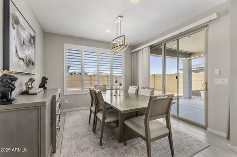 Dining - 5945 E Salter Dr, Phoenix, AZ 85054 photo 1 of 1
