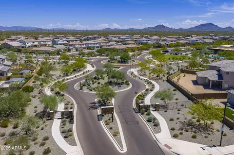 View/Area - 5945 E Salter Dr, Phoenix, AZ 85054 photo 3 of 5