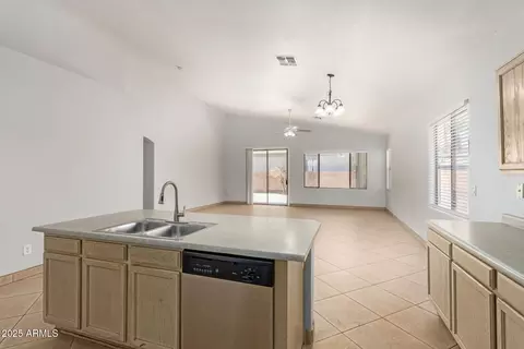 6541 W Cordes Rd, Phoenix, AZ 85043 photo 14