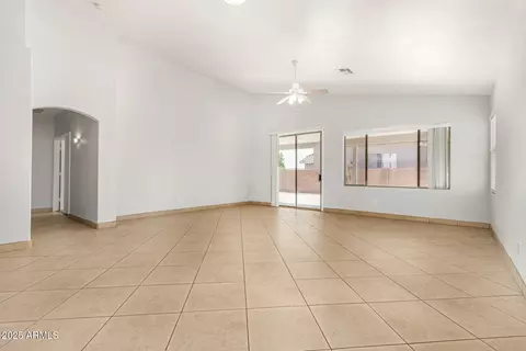 6541 W Cordes Rd, Phoenix, AZ 85043 photo 8