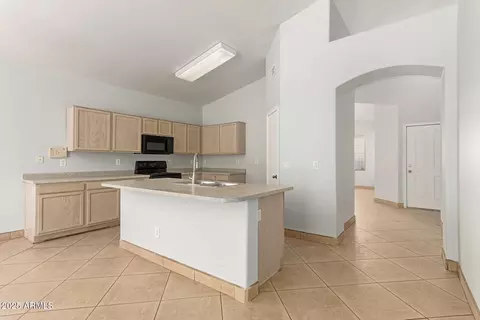 6541 W Cordes Rd, Phoenix, AZ 85043 photo 11