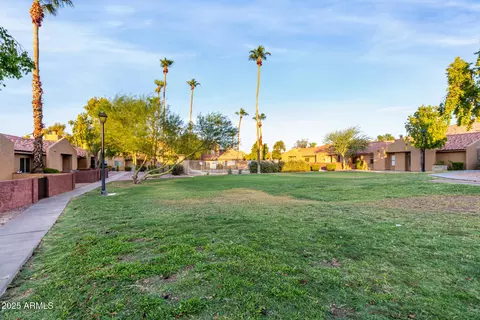 Exterior - 3511 E Baseline Rd #1074, Phoenix, AZ 85042 photo 13 of 14