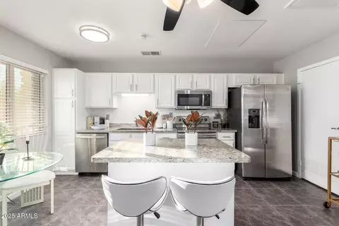 Kitchen - 3511 E Baseline Rd #1074, Phoenix, AZ 85042 photo 3 of 6