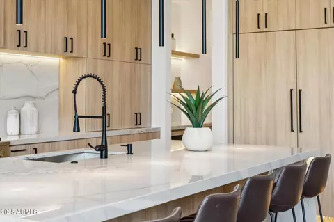 Kitchen - 4546 E Glenrosa Ave, Phoenix, AZ 85018 photo 3 of 3