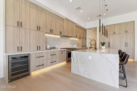 Kitchen - 4546 E Glenrosa Ave, Phoenix, AZ 85018 photo 2 of 3
