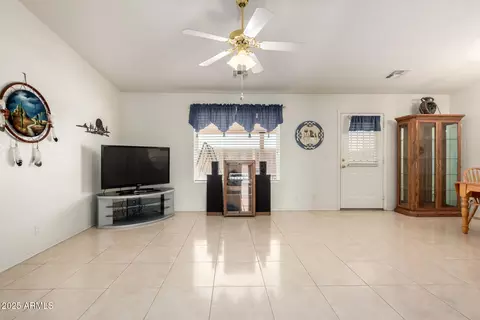 Living - 10865 E Keats Ave, Mesa, AZ 85209 photo 2 of 2